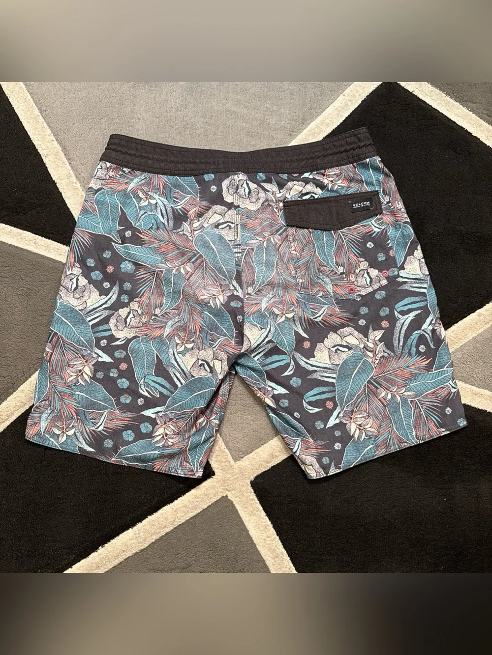 Volcom Tropical Floral Board Shorts
